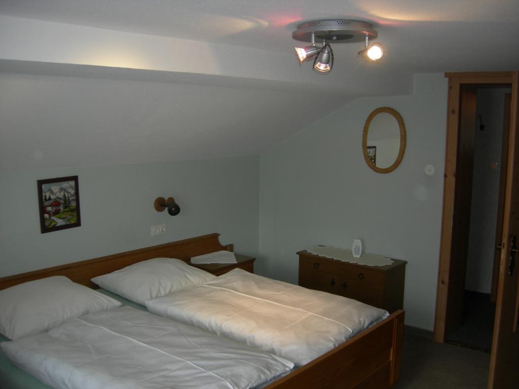 Apartamento Haus Mooshof Lermoos Exterior foto