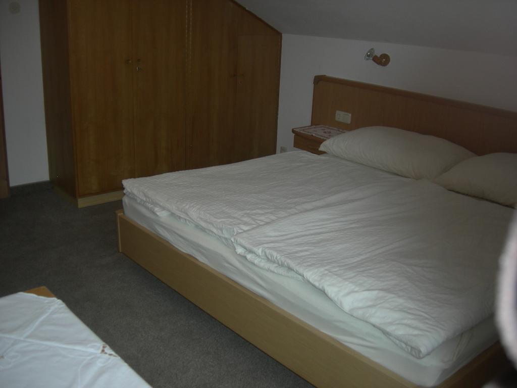 Apartamento Haus Mooshof Lermoos Exterior foto